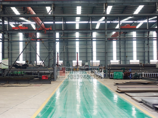 鸿泰锅炉主生产车间实拍