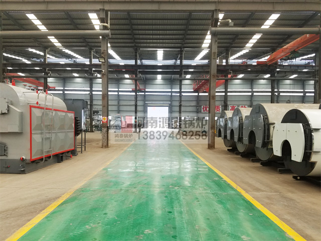 鸿泰锅炉主产车间中央通道